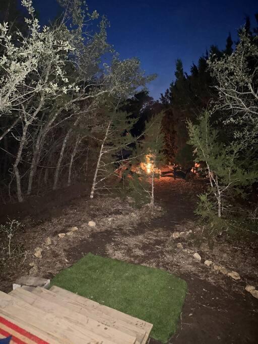 Hotel 12 Fires Luxury Glamping With Heating #5 Johnson City Zewnętrze zdjęcie